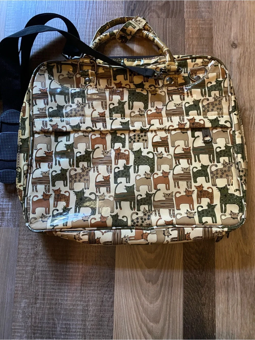 Vinyl Laptop Bag with Cat Pattern - Green/Brown Vintage